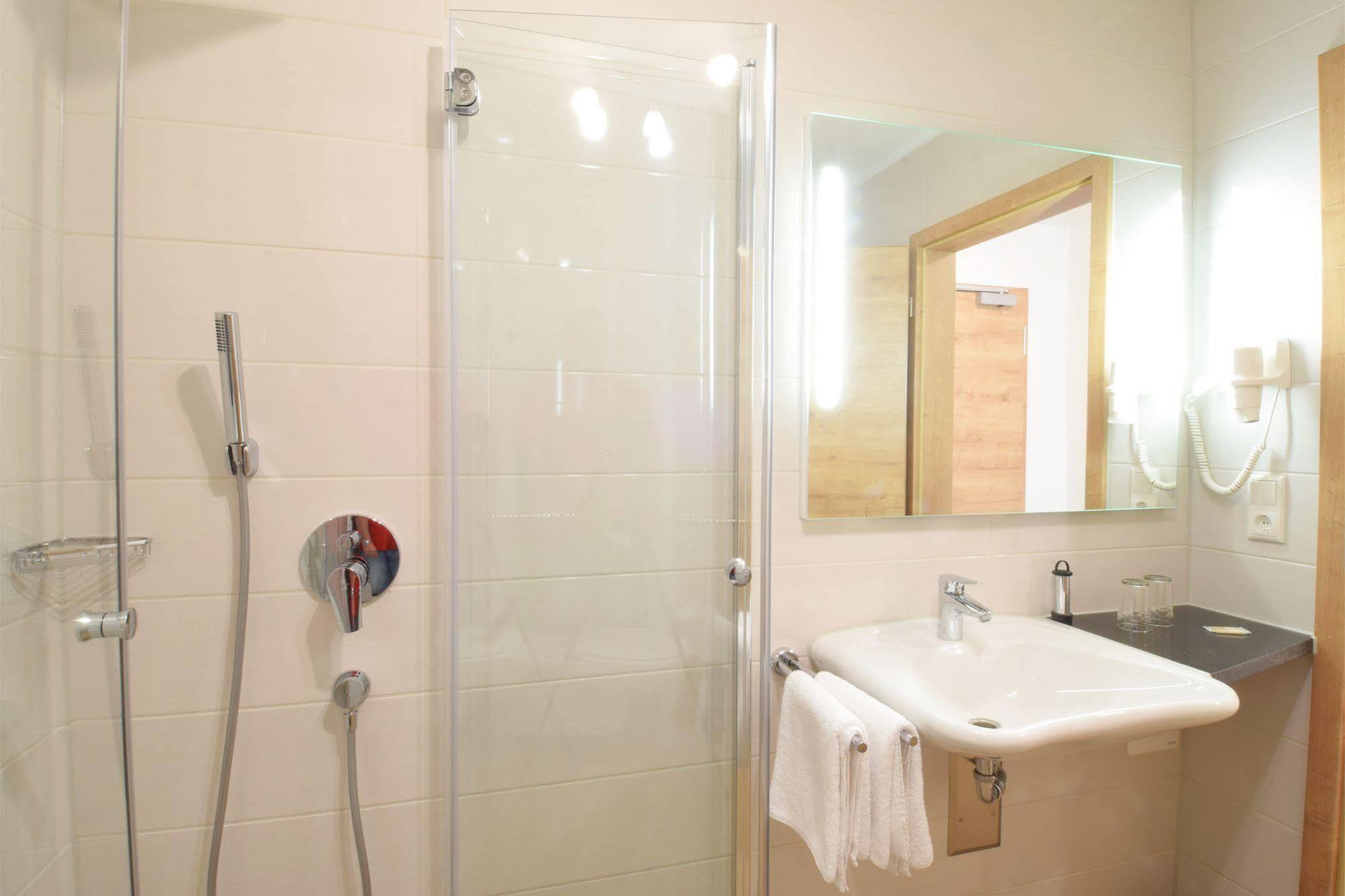 Aparthotel Donaustern 아스베그 외부 사진